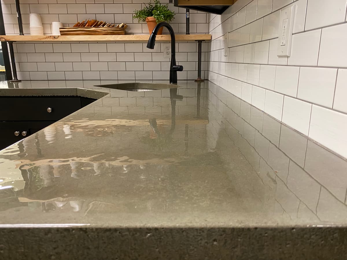 gloss countertop