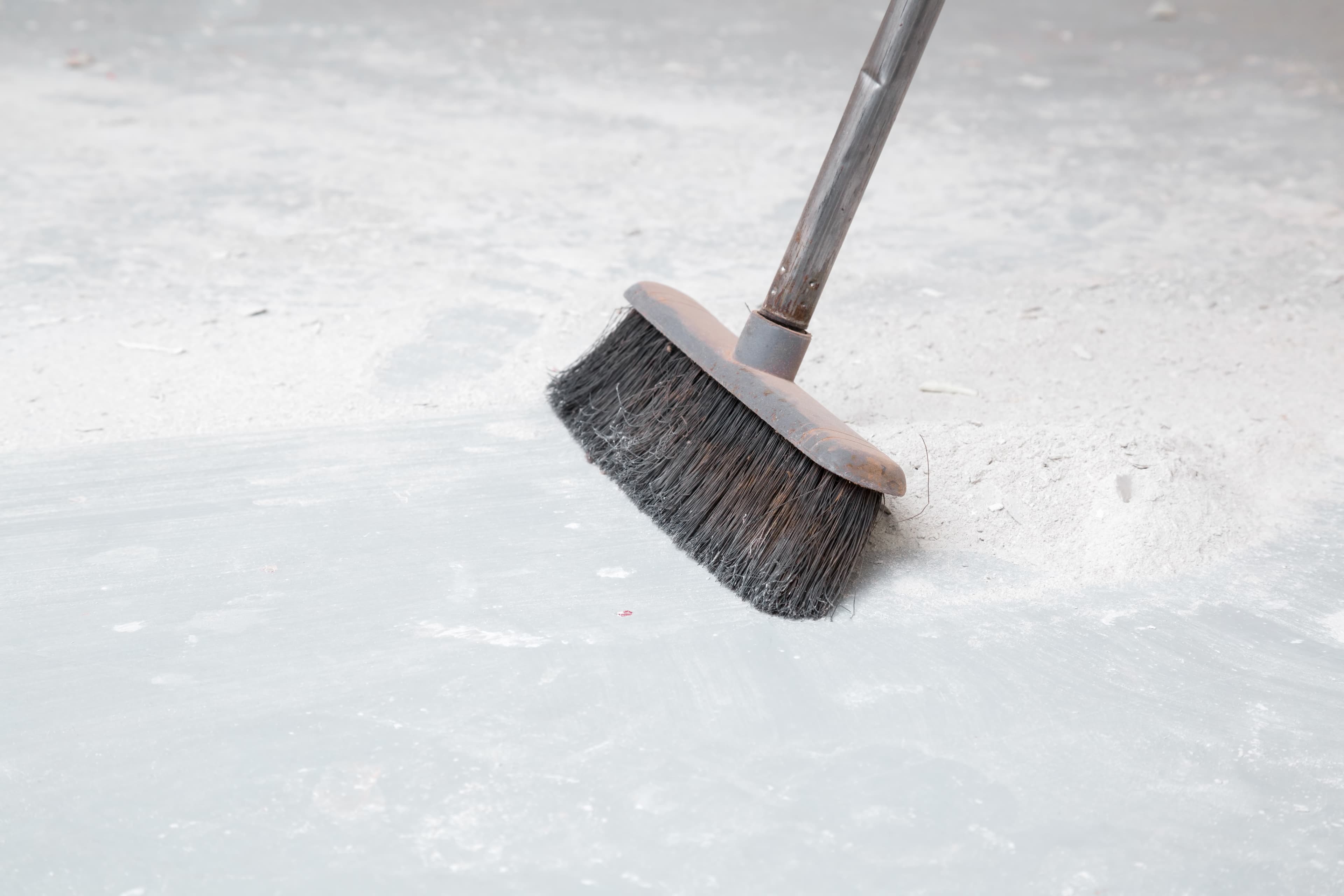 Concrete Dusting