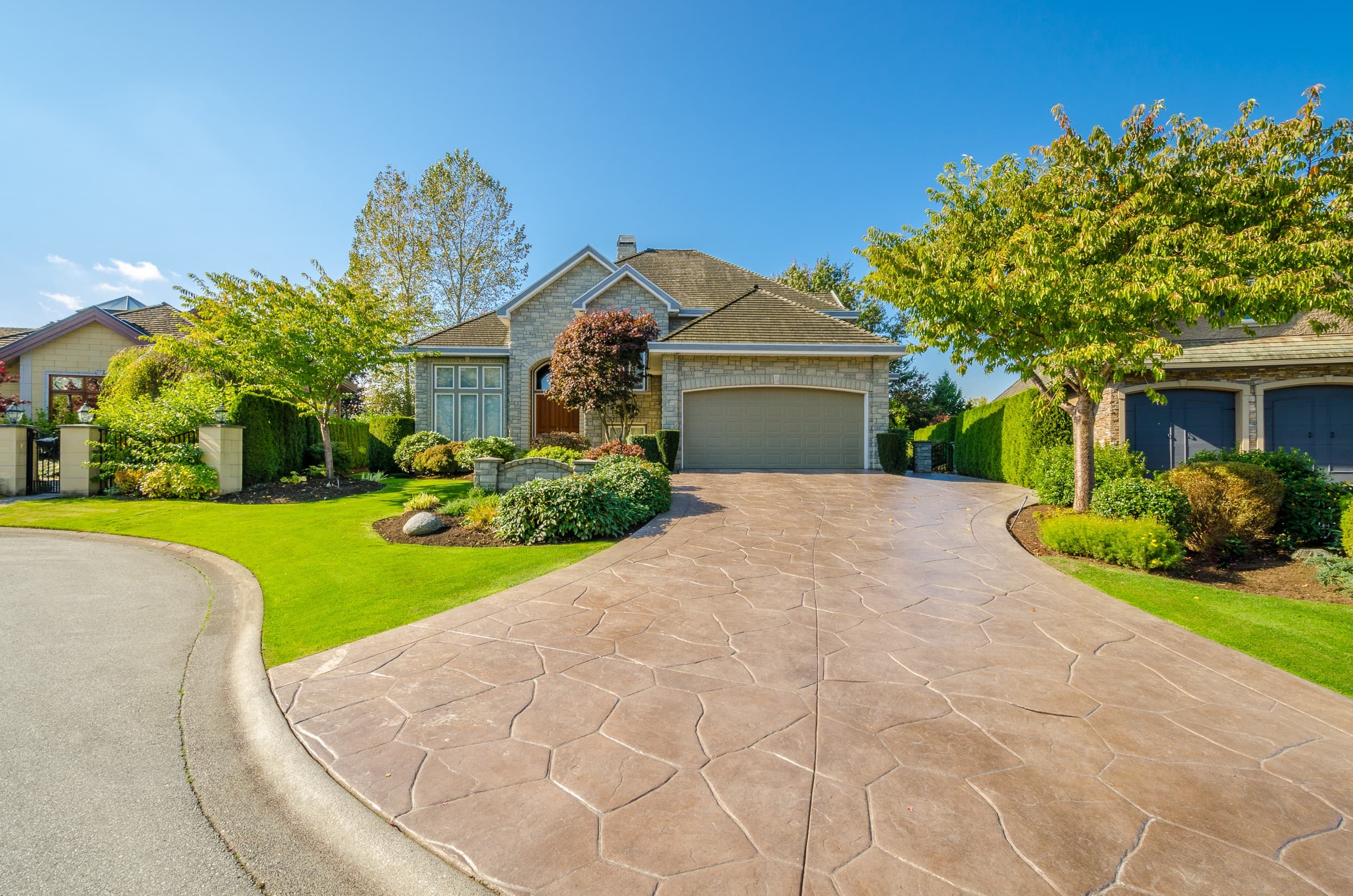 driveway wet look stamped concrete